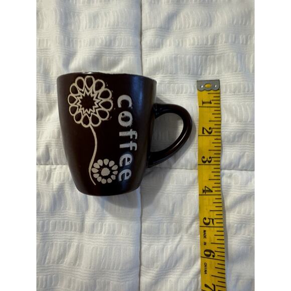 Small brown coffee mug ceramic fall cozy thanksgiving flower - Picture 2 of 6